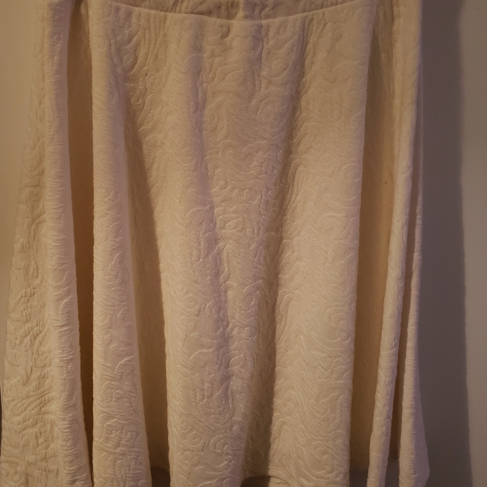 Torrid 0 Off white textured skater skirt